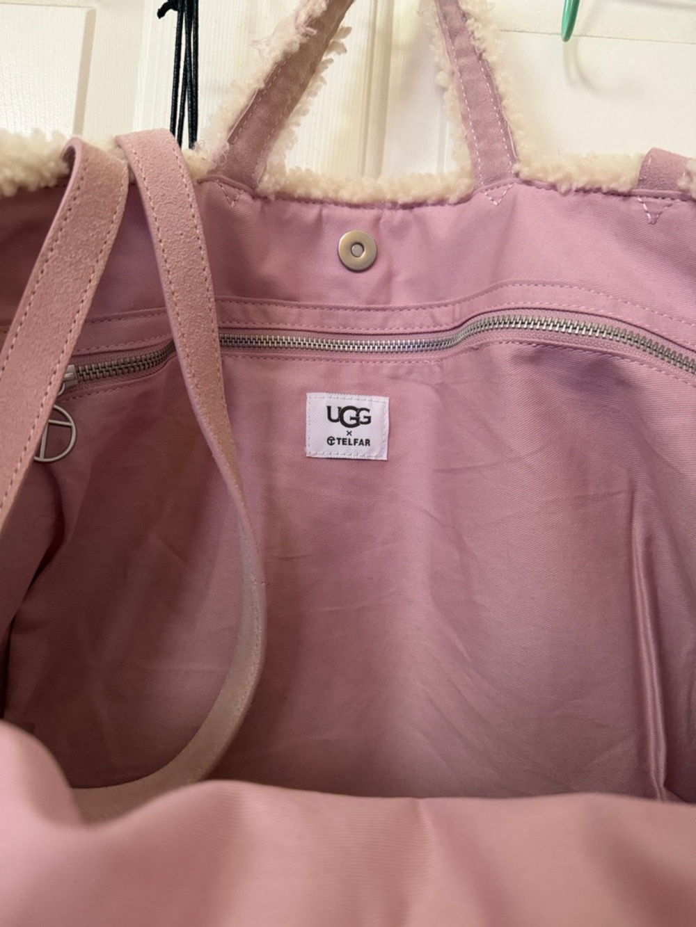 SALE! Ugg/telfar Tote Bag - Pink Shearling Trim - Picture 9 of 13
